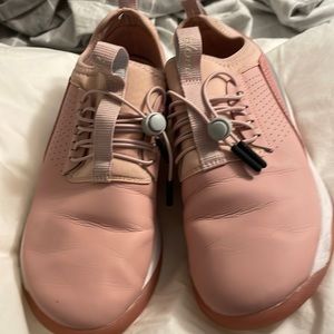 Clove leather sneakers sz 7.5